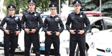 Коли й куди подавати заявки охочим стати поліцейським?