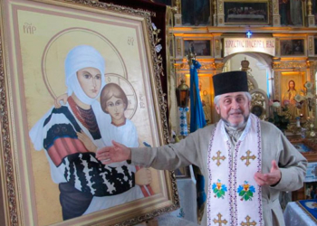 Ікона Матері Божої у… борщівській вишиванці