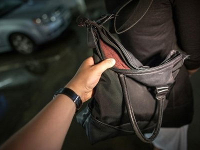 Злодій «промишляв» у нічних клубах