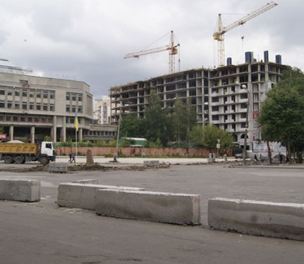 Площу Героїв Євромайдану готують до встановлення монумента