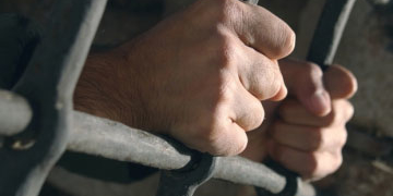 За вбивство вітчима судитимуть пасинка