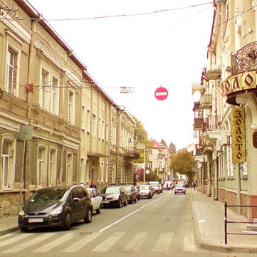 Активісти пропонують перетворити вулицю Чорновола у пішохідну зону