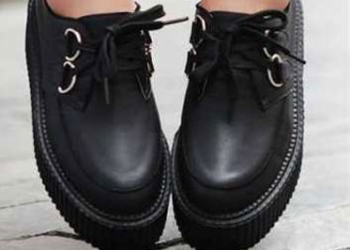 «Якість чи модні тенденції?!» – Або у що взутися тернополянам