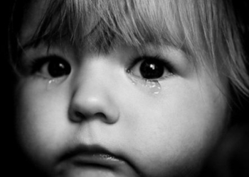 Діти-сироти отримали право власності на майно