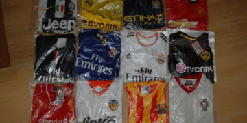 Виграй футболку європейського клубу!