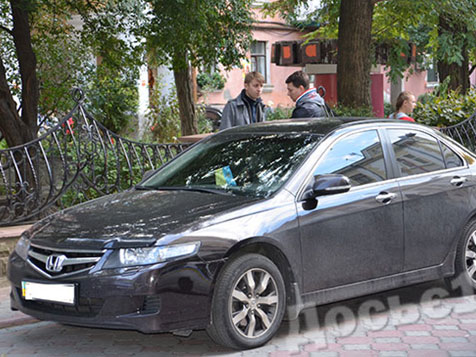 Розшукали водія «Хонди», якого підозрювали в аварії на Східному