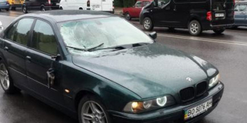 Аварія в Тернополі: чоловік загинув, жінка – у важкому стані