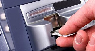 Аферисти «полюють» на довірливих мешканців області