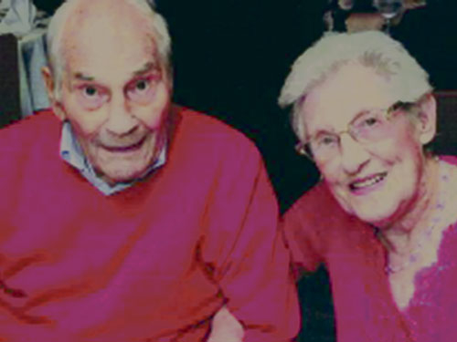 Нареченому — 103 роки, нареченій — 91