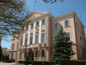 В Тернопільську міську раду потраплять 8 партій