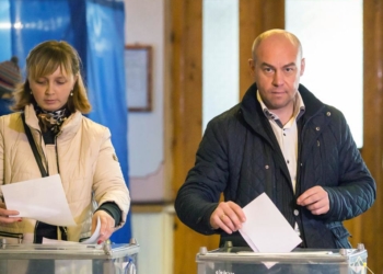 Згідно екзит-полу Сергій Надал знову став мером Тернополя, у «Свободи» – понад третина місць у міськраді