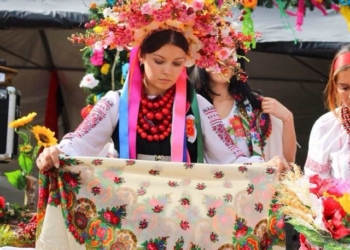 Влаштували весілля, щоб зібрати кошти для АТО (ФОТО)