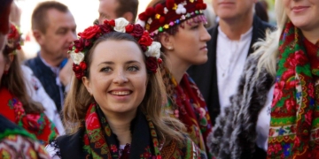 У вишиванках на… Монмартрі