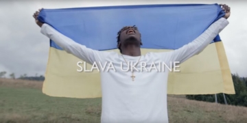 «Slava Ukraine!» від Daniel Christian і Kelly Dee