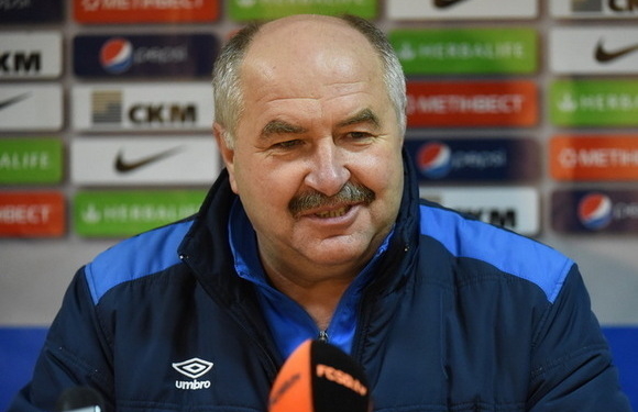 Василь Івегеш: Навіщо нас мучити? Нехай буде один матч!