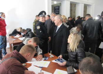 До патрульної поліції Тернополя уже подали заяви 1475 охочих