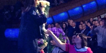 Ротару заспівала для російських атомщиків