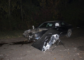 Аварія поблизу Смиківців: водій з місця пригоди втік