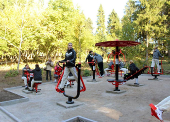 Вуличні тренажери відтепер освоюють мешканці «Дружби»