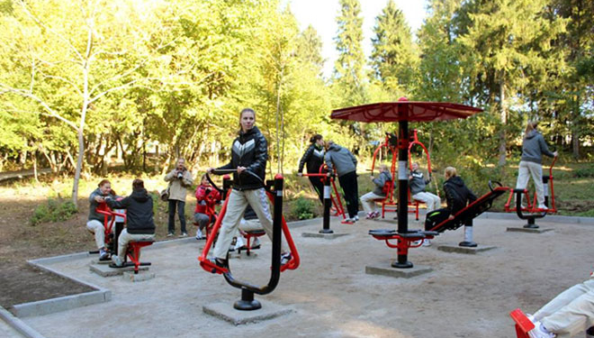 Вуличні тренажери відтепер освоюють мешканці «Дружби»