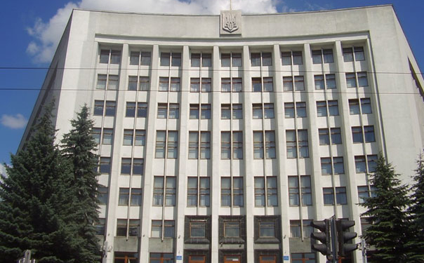 Тернопільска обласна рада: ясно, що діло темне