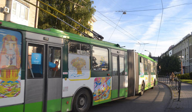 Чому тернополяни масово пересідають на тролейбуси?
