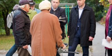 Міська влада вирішить проблемні питання, які турбують жителів вулиці Симоненка