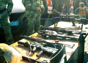 На Театральному майдані вишикувалася особлива техніка (ФОТО)