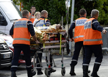 Жахлива аварія у Франції: заживо згоріли понад 40 стареньких