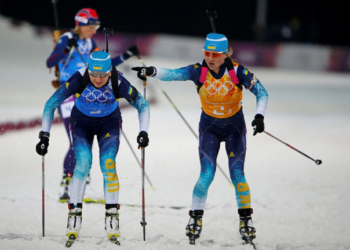 Олена Підгрушна, Дмитро Підручний і Анастасія Меркушина отримали посвідку на постійне проживання в Норвегії