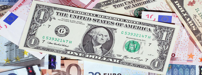 Долар і євро «повзуть» вгору