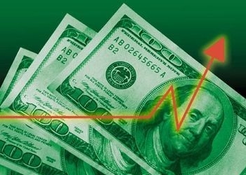 Долар завтра подорожчає?