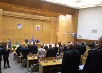 Депутати Тернопільської обласної ради п’ятого скликання таки зібралися на останню сесію