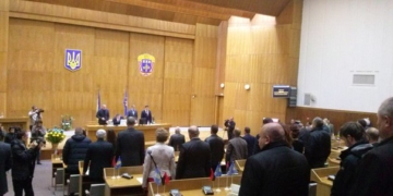 Депутати Тернопільської обласної ради п’ятого скликання таки зібралися на останню сесію