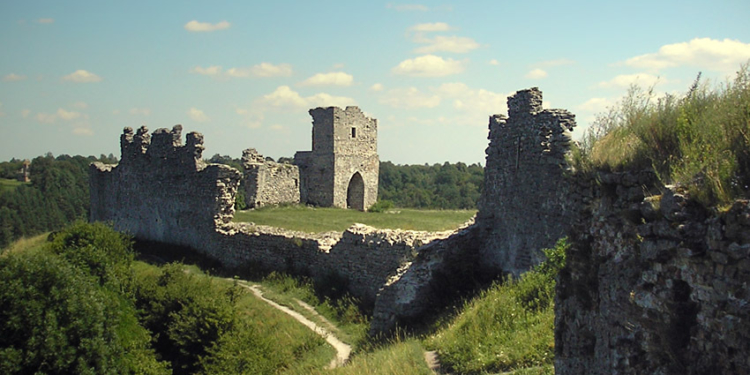 ТОП-7 легендарних замків Тернопільщини