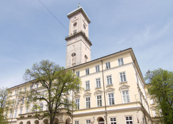 Фільм «Таємниці Ратуші: початок». Таємниці львівського мера Андрія Садового