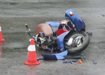 В аварії водію мопеда розтрощило голову