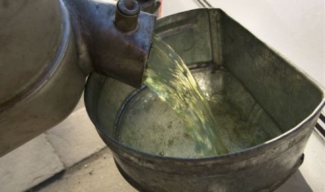 Крав пальне на роботі і продавав його сусідам