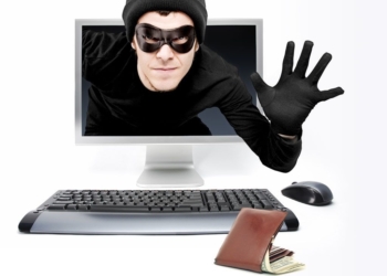 Банківську картку «почистили» шахраї