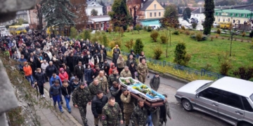 «Не можу собі пробачити, що не поїхала до сина в госпіталь…»