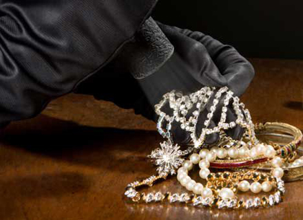 У Шумську пограбували ювелірну крамницю