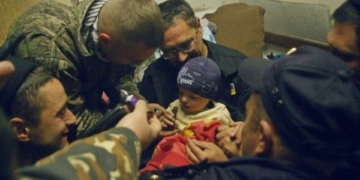 Дворічного хлопчика, якого шукали вісім годин знайшли… у борозні