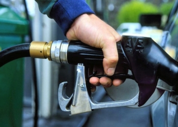 Газ подешевшав, а ціна на бензин залишилася незмінною