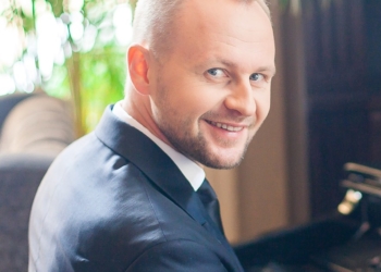 Павло Табаков: “Я хотів стати архелологом, колупався в історичних фактах”