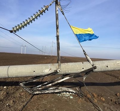 На Херсонщині підірвали 2 електроопори, які подають світло до Криму