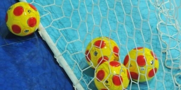 Футзал. Фаворити йдуть без втрат