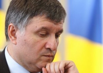 МВС погодилося перекладати всі виступи Авакова українською мовою