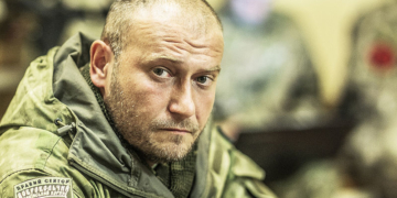 Ярош складає повноваження лідера “Правого сектора”