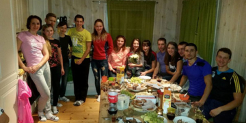 Олена Підгрушна та Дмитро Підручний до сезону готуються на… вечірці