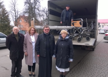 Митрополит Василій (Семенюк) допоміг Тернопільській лікарні із засобами для хворих